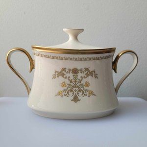 LENOX Sugar Bowl & Lid/Castle Garden Collection